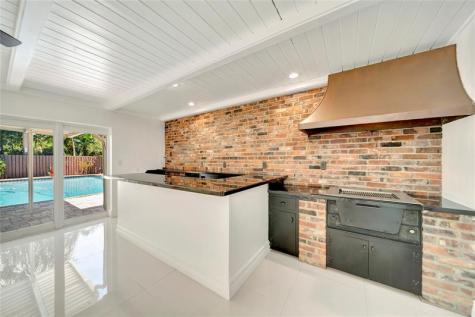 2524 NE 26th Terrace Fort Lauderdale FL 33305
