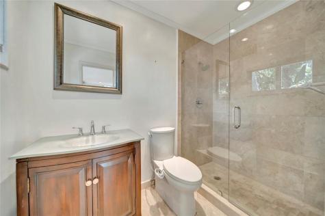 2524 NE 26th Terrace Fort Lauderdale FL 33305