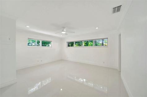 2524 NE 26th Terrace Fort Lauderdale FL 33305