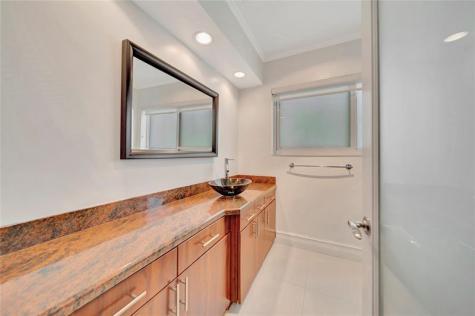 2524 NE 26th Terrace Fort Lauderdale FL 33305