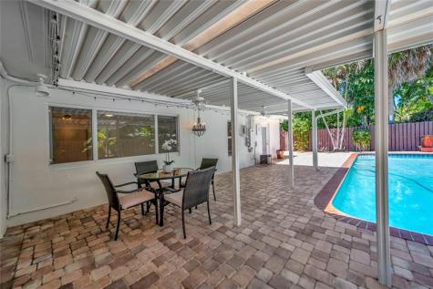 2524 NE 26th Terrace Fort Lauderdale FL 33305