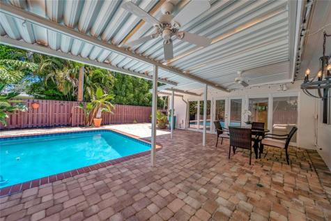 2524 NE 26th Terrace Fort Lauderdale FL 33305