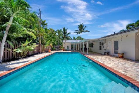 2524 NE 26th Terrace Fort Lauderdale FL 33305
