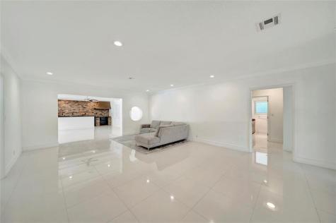 2524 NE 26th Terrace Fort Lauderdale FL 33305