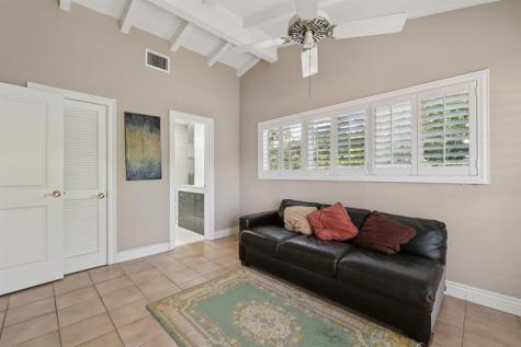 1709 NE 28th Drive Wilton Manors FL 33334