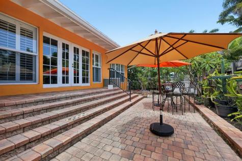 1709 NE 28th Drive Wilton Manors FL 33334