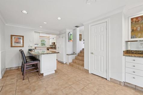 1709 NE 28th Drive Wilton Manors FL 33334