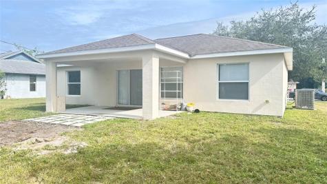 1990 SE Floresta Drive Port St Lucie FL 34983