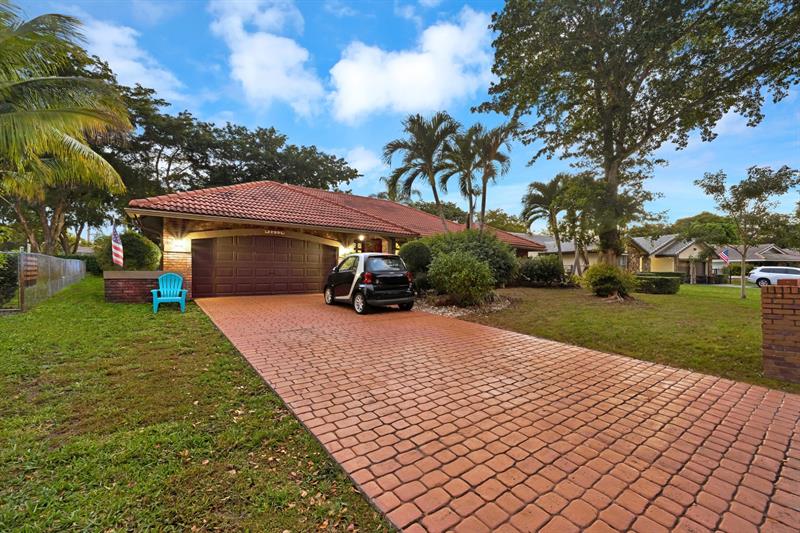 8622 NW 49th Drive Coral Springs FL 33067