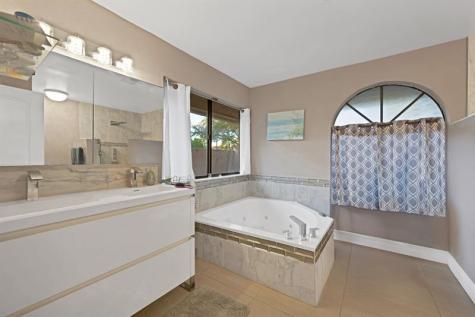 8622 NW 49th Drive Coral Springs FL 33067