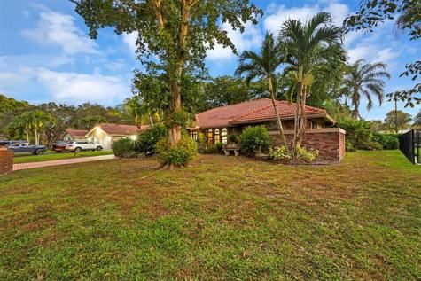 8622 NW 49th Drive Coral Springs FL 33067