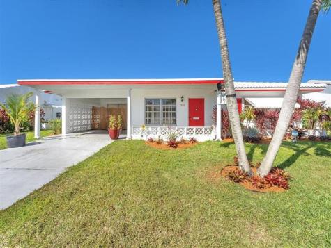 5702 NW 84th Avenue Tamarac FL 33321