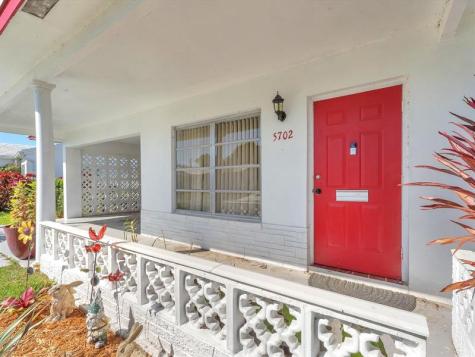 5702 NW 84th Avenue Tamarac FL 33321