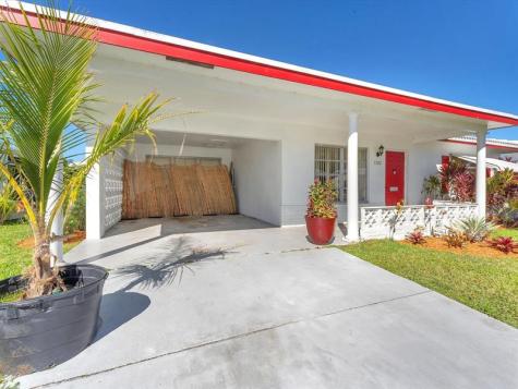 5702 NW 84th Avenue Tamarac FL 33321