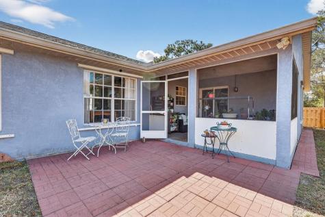 165 SW Eyerly Avenue Port St Lucie FL 34983