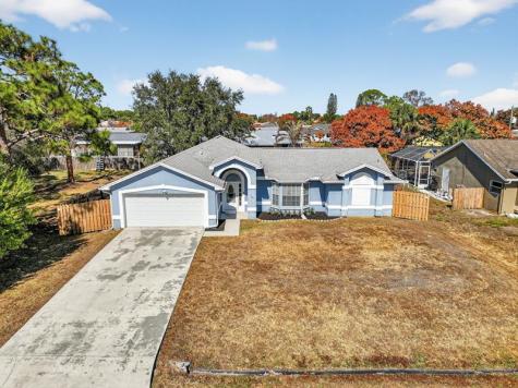 165 SW Eyerly Avenue Port St Lucie FL 34983