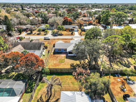 165 SW Eyerly Avenue Port St Lucie FL 34983