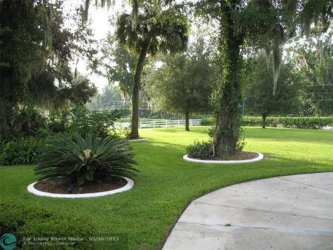 555 SW 87th Place Ocala FL 34476