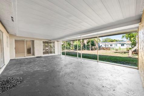 9203 NW 71st Street Tamarac FL 33321