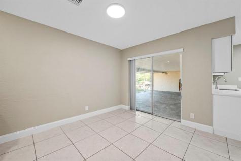 9203 NW 71st Street Tamarac FL 33321