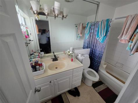 1970 NW 32nd Street Oakland Park FL 33309