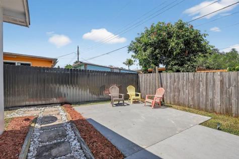 7641 NW 6th Court Pembroke Pines FL 33024