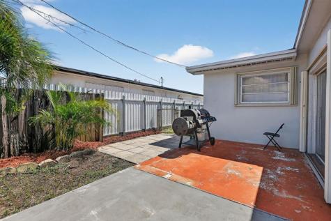 7641 NW 6th Court Pembroke Pines FL 33024