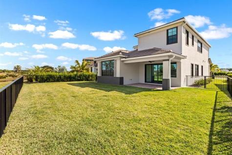 270 SE Fascino Circle Port St Lucie FL 34984