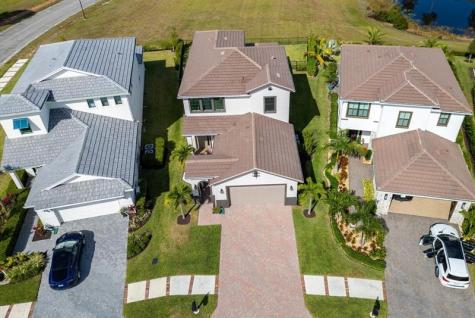 270 SE Fascino Circle Port St Lucie FL 34984