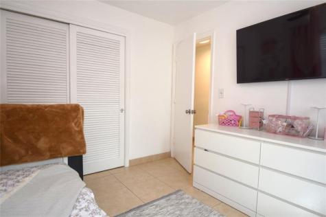 4804 NW 27th Terrace Fort Lauderdale FL 33309