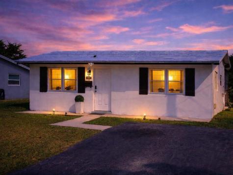 4804 NW 27th Terrace Fort Lauderdale FL 33309