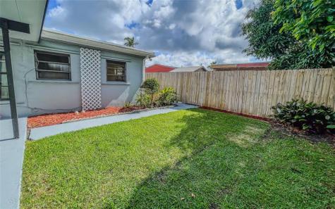 6214 Flagler Street Hollywood FL 33023