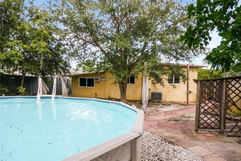 1421 SW 23rd Avenue Fort Lauderdale FL 33312