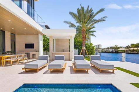 68 Isla Bahia Drive Fort Lauderdale FL 33316