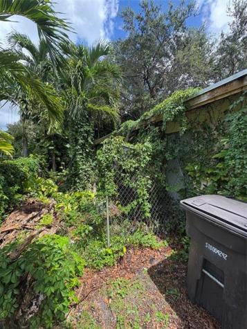2109 Pinehurst Drive West Palm Beach FL 33407