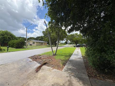 2109 Pinehurst Drive West Palm Beach FL 33407