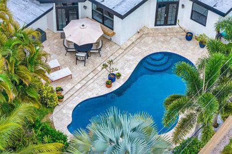1722 NE 27th Drive Wilton Manors FL 33334
