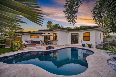 1722 NE 27th Drive Wilton Manors FL 33334