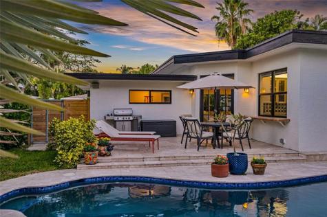 1722 NE 27th Drive Wilton Manors FL 33334