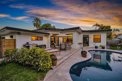 1722 NE 27th Drive Wilton Manors FL 33334