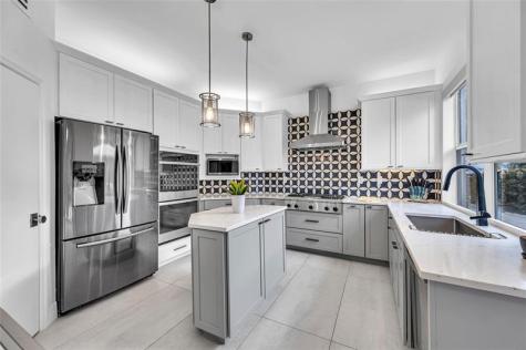 1722 NE 27th Drive Wilton Manors FL 33334