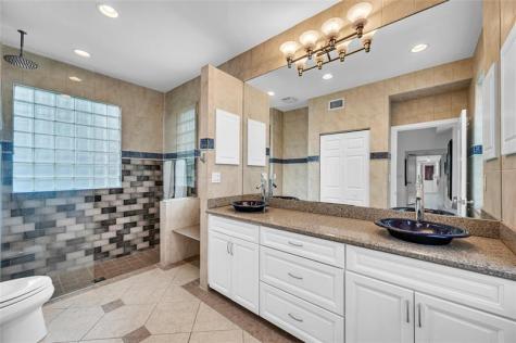 1722 NE 27th Drive Wilton Manors FL 33334