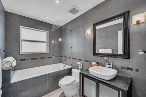 1722 NE 27th Drive Wilton Manors FL 33334