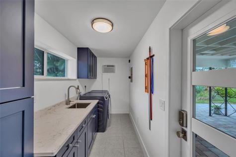 1722 NE 27th Drive Wilton Manors FL 33334