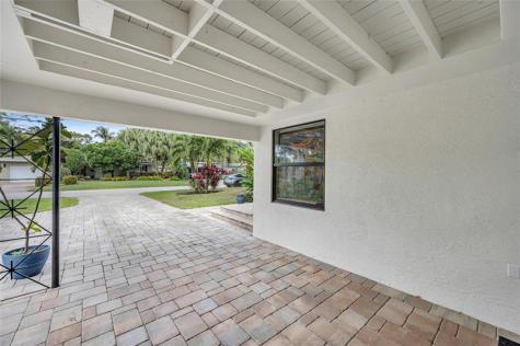 1722 NE 27th Drive Wilton Manors FL 33334