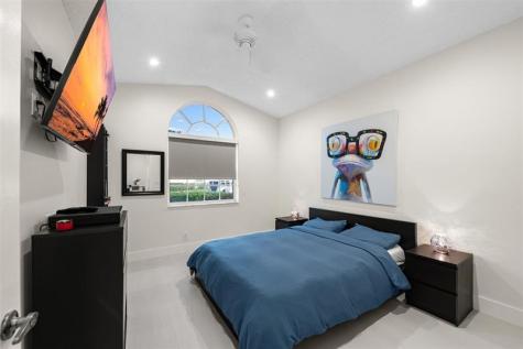16473 Del Palacio Court Delray Beach FL 33484