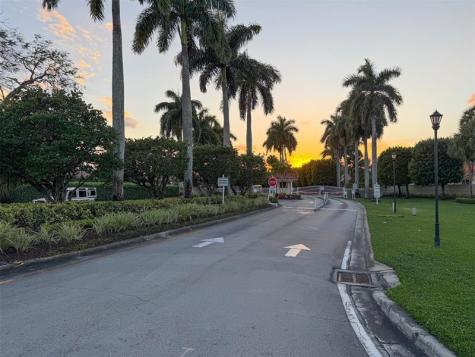 16473 Del Palacio Court Delray Beach FL 33484