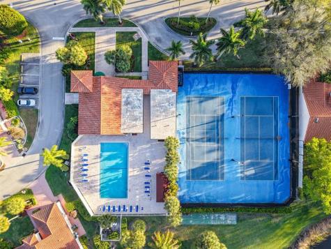 16473 Del Palacio Court Delray Beach FL 33484