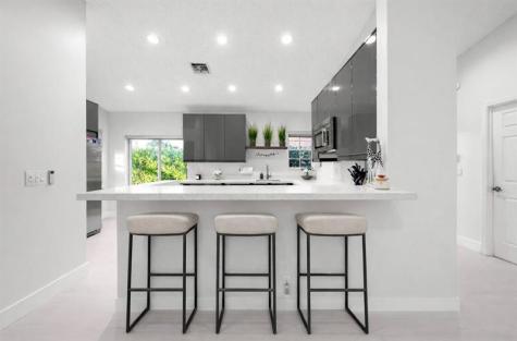 16473 Del Palacio Court Delray Beach FL 33484