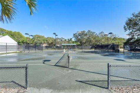 1509 NW 121st Drive Coral Springs FL 33071